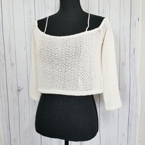 ⬇️🌹 Forever21 (S) Off Shoulder Knit White Top
